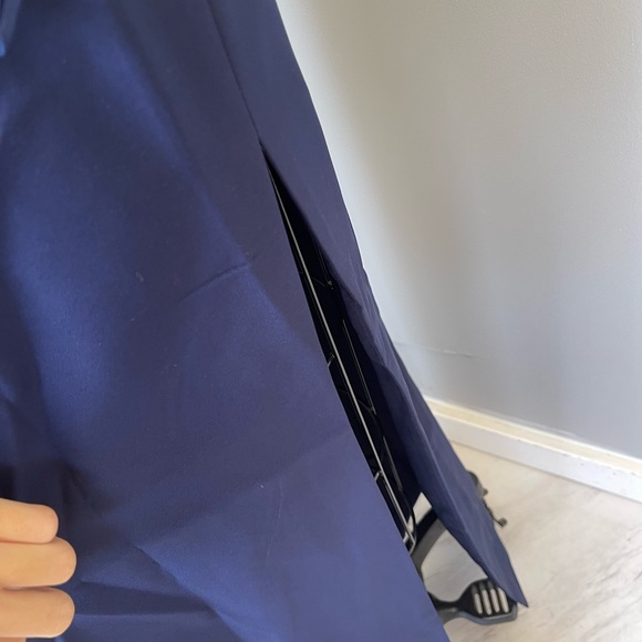 Fame and Partners Dress zyra -navy maxi dress cut detail - Picture 7 of 7